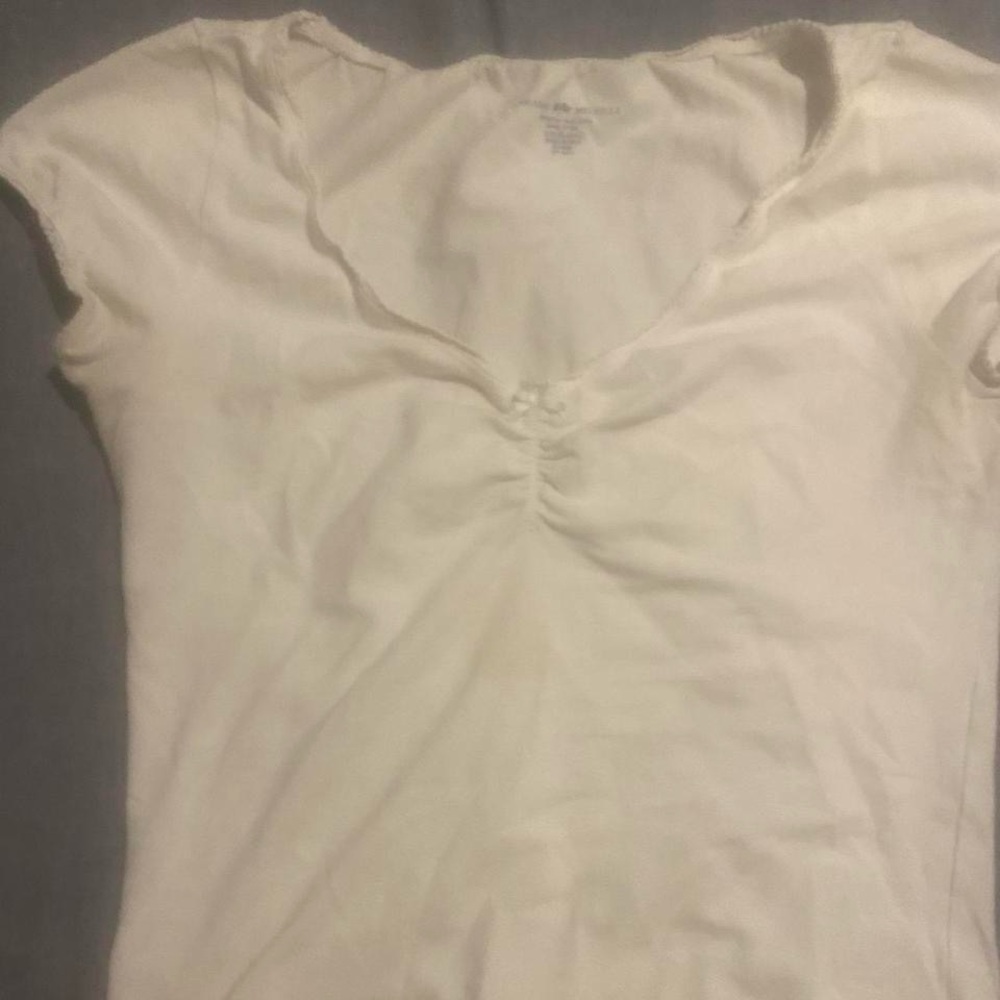 Brandy Melville Cream Ruched Short Sleeve Top